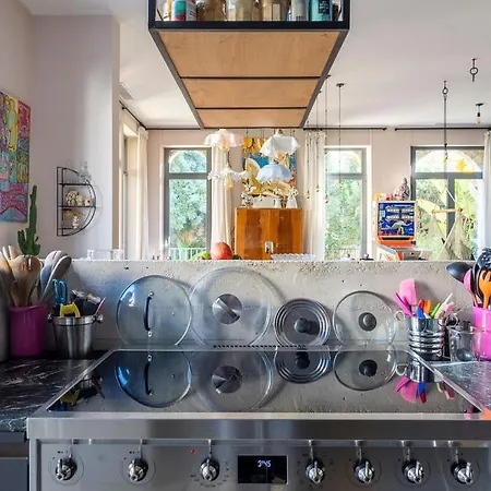 Campestra Avec Piscine, Terrasses Et Jardin * Cannes