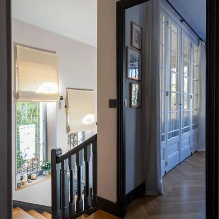 Campestra Avec Piscine, Terrasses Et Jardin