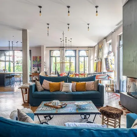 Campestra Avec Piscine, Terrasses Et Jardin * Cannes