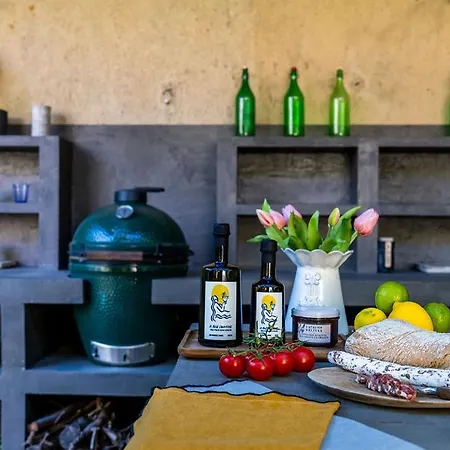 Campestra Avec Piscine, Terrasses Et Jardin Villa *