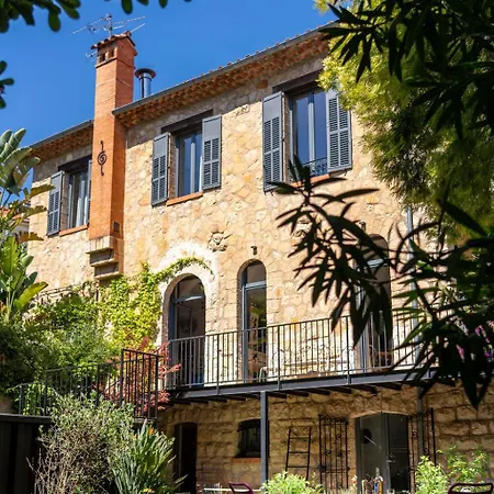 Campestra Avec Piscine, Terrasses Et Jardin Cannes