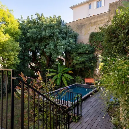 Villa Campestra Avec Piscine, Terrasses Et Jardin