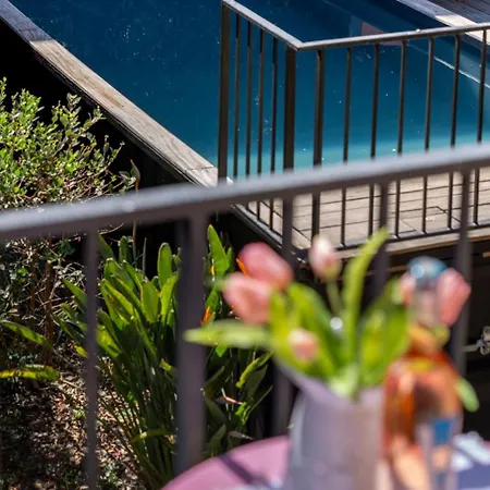 Villa Campestra Avec Piscine, Terrasses Et Jardin *