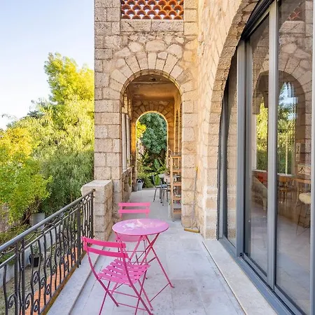 Campestra Avec Piscine, Terrasses Et Jardin * Cannes