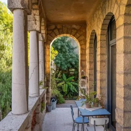 Campestra Avec Piscine, Terrasses Et Jardin Villa