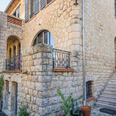 Villa Campestra Avec Piscine, Terrasses Et Jardin