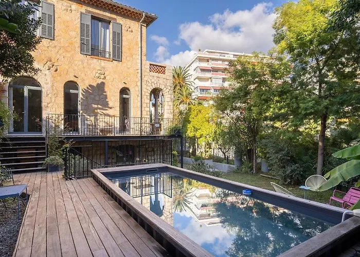 Villa Campestra Avec Piscine, Terrasses Et Jardin Cannes