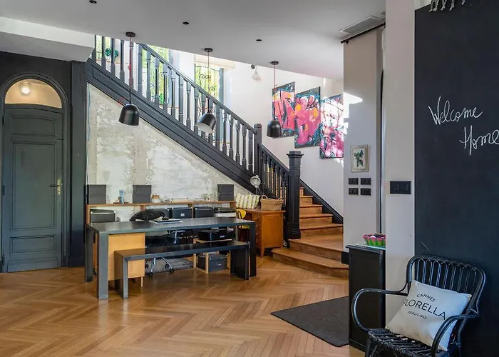 Villa Campestra Avec Piscine, Terrasses Et Jardin Cannes