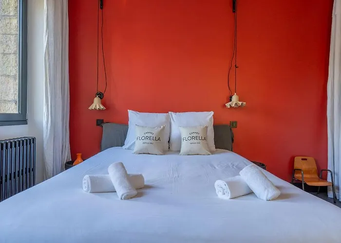 Campestra Avec Piscine, Terrasses Et Jardin Villa