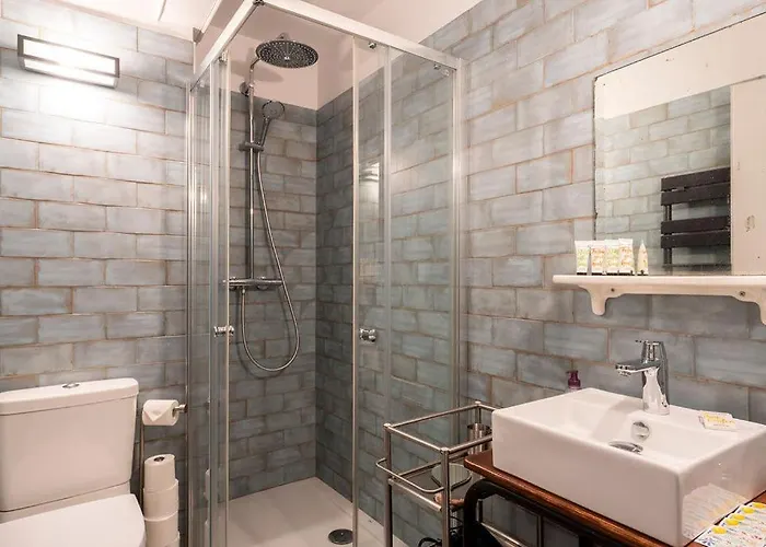 Campestra Avec Piscine, Terrasses Et Jardin * Cannes